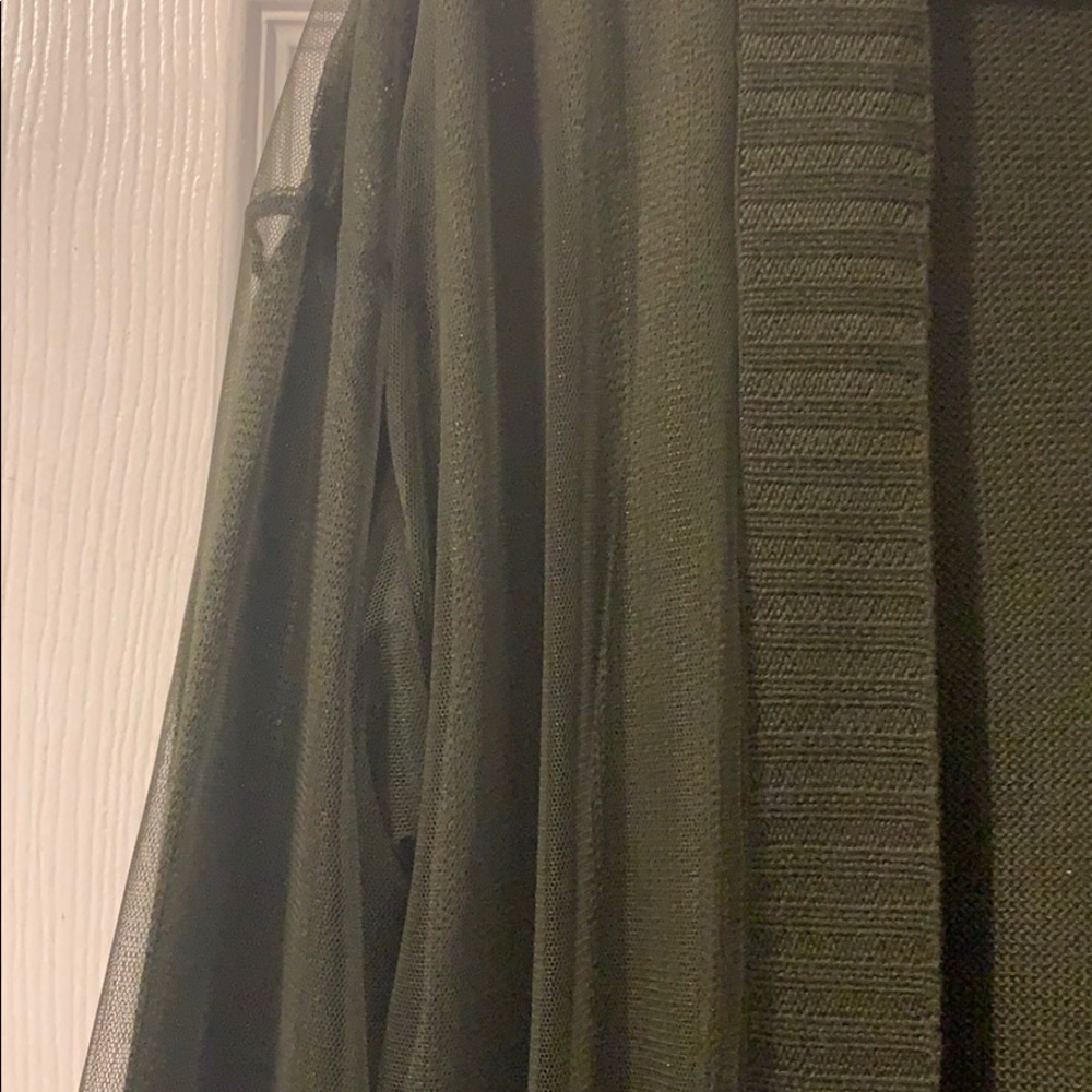 Sweater - Picture 3 of 8